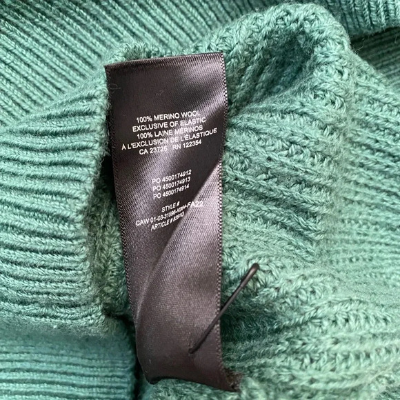 Aritzia - Babaton Hazlitt Vest with Shoulder Pads - Picture 7 of 9